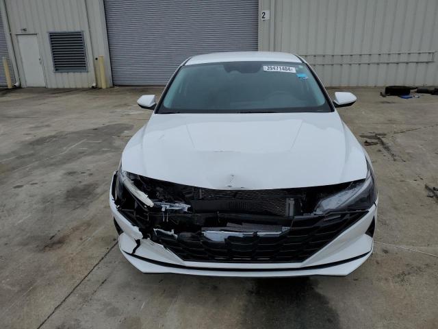 Photo 4 VIN: KMHLM4AJ5PU054053 - HYUNDAI ELANTRA 