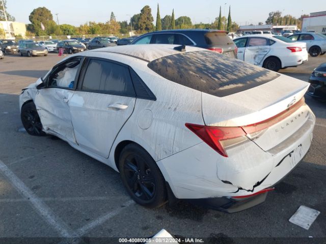 Photo 2 VIN: KMHLM4AJOPU051075 - HYUNDAI ELANTRA 