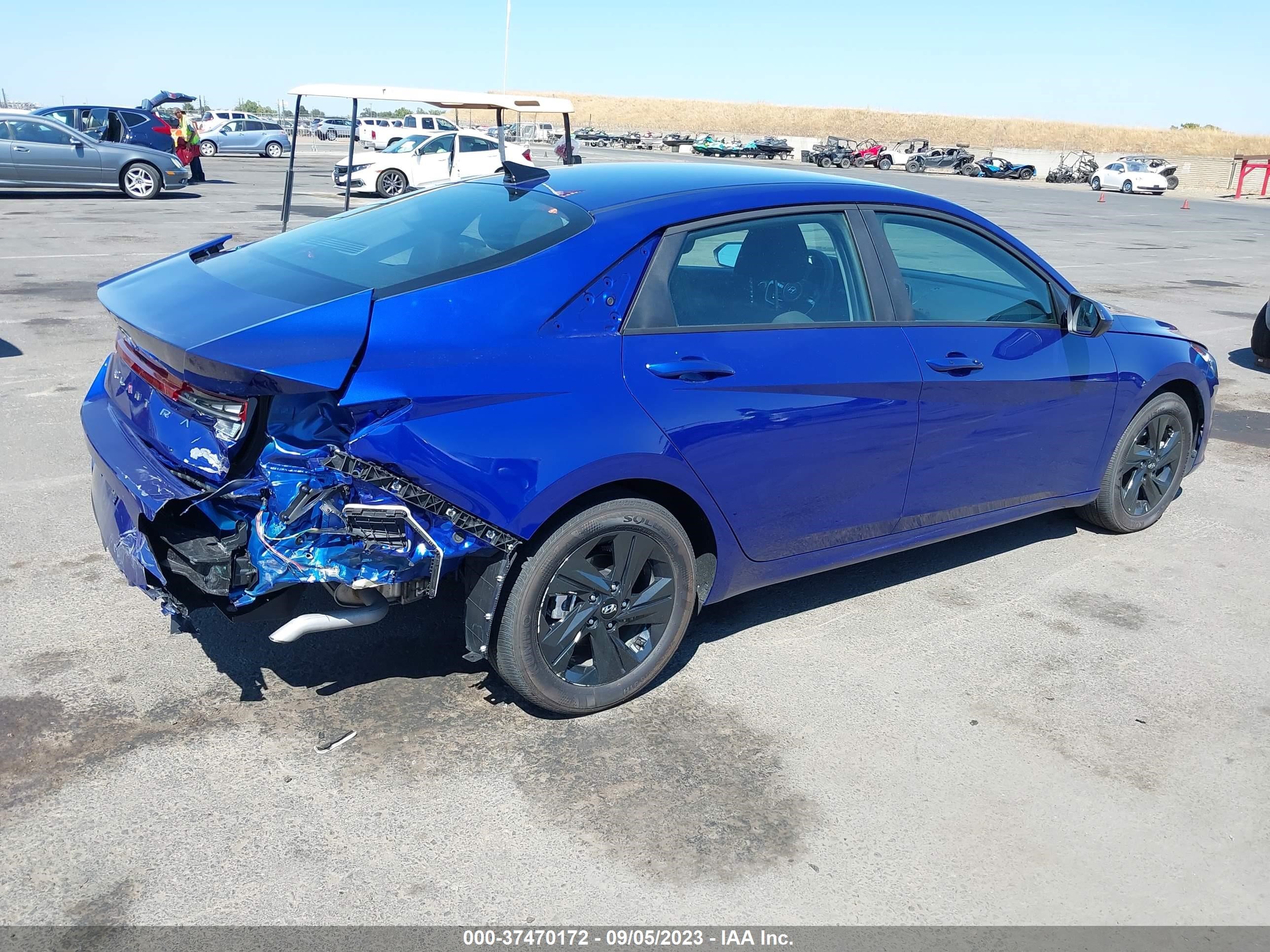 Photo 3 VIN: KMHLM4AJXPU051584 - HYUNDAI ELANTRA 