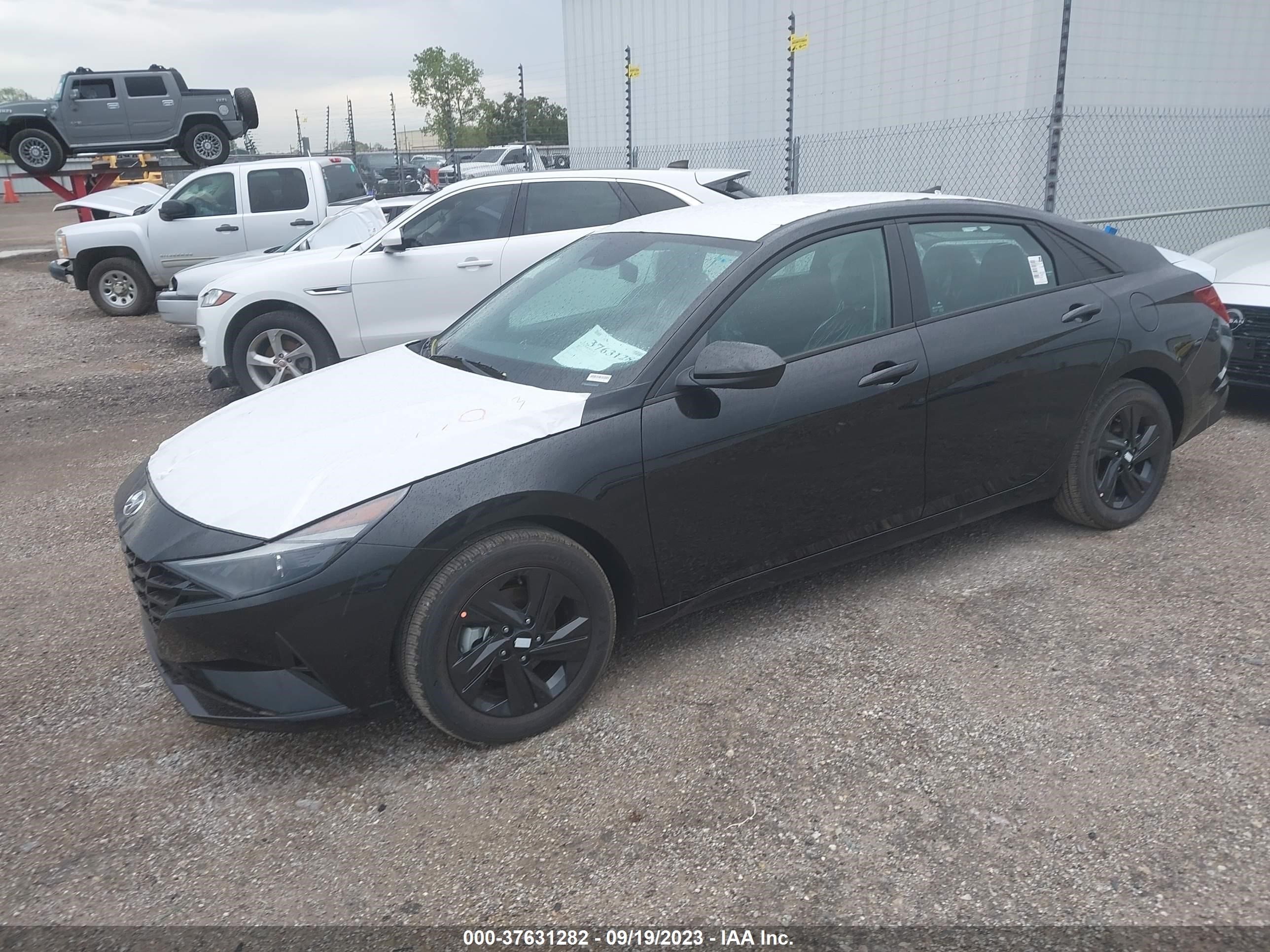 Photo 1 VIN: KMHLM4AJXPU081393 - HYUNDAI ELANTRA 