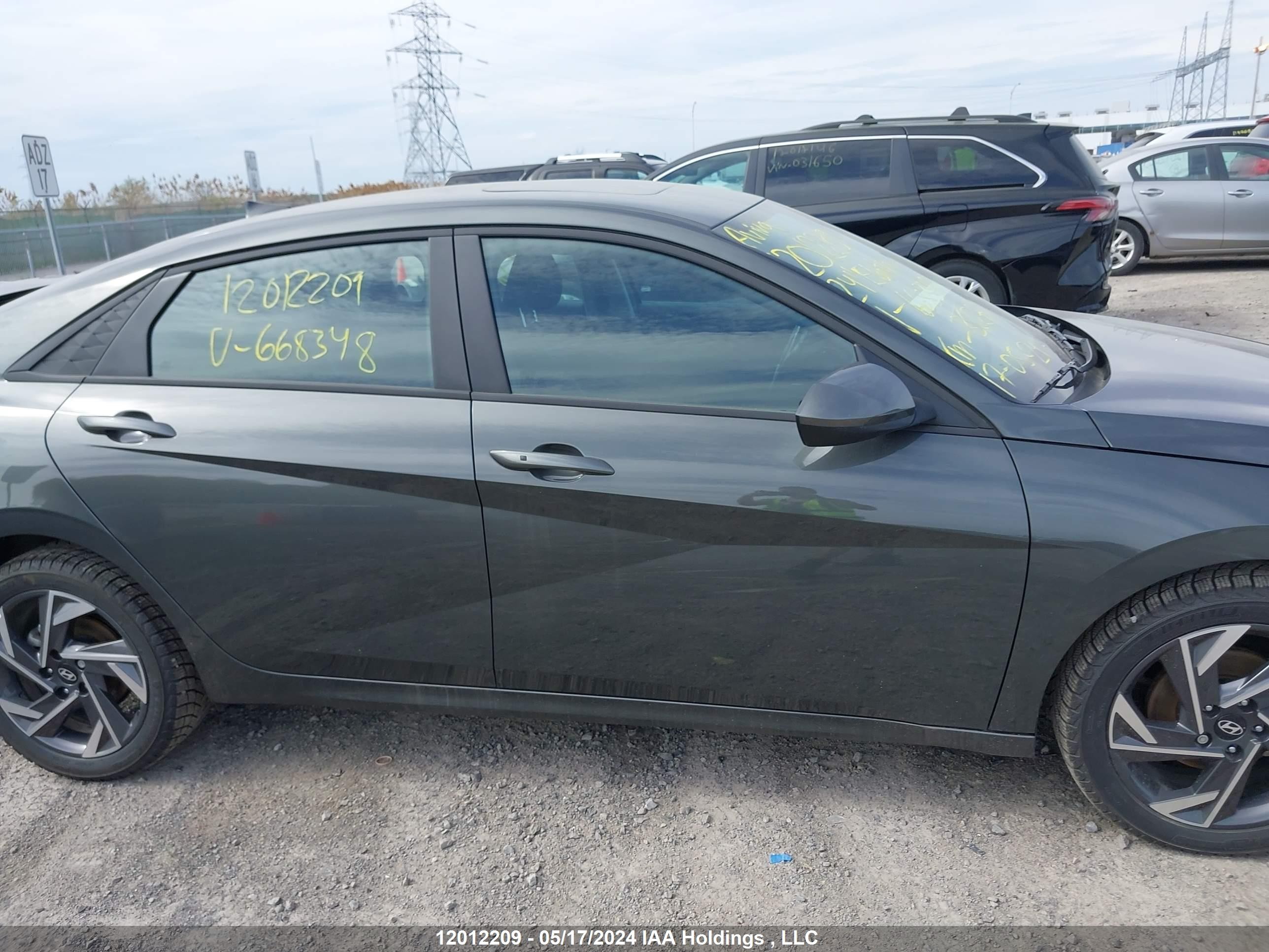 Photo 12 VIN: KMHLM4DG0RU668348 - HYUNDAI ELANTRA 