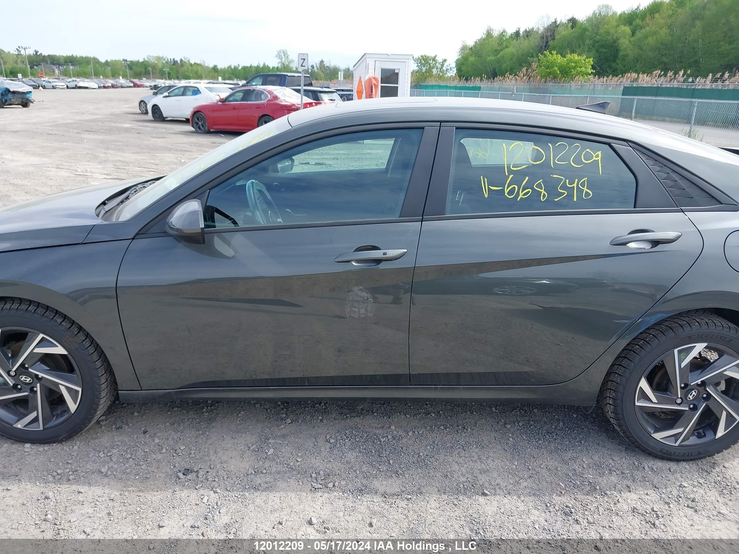 Photo 13 VIN: KMHLM4DG0RU668348 - HYUNDAI ELANTRA 