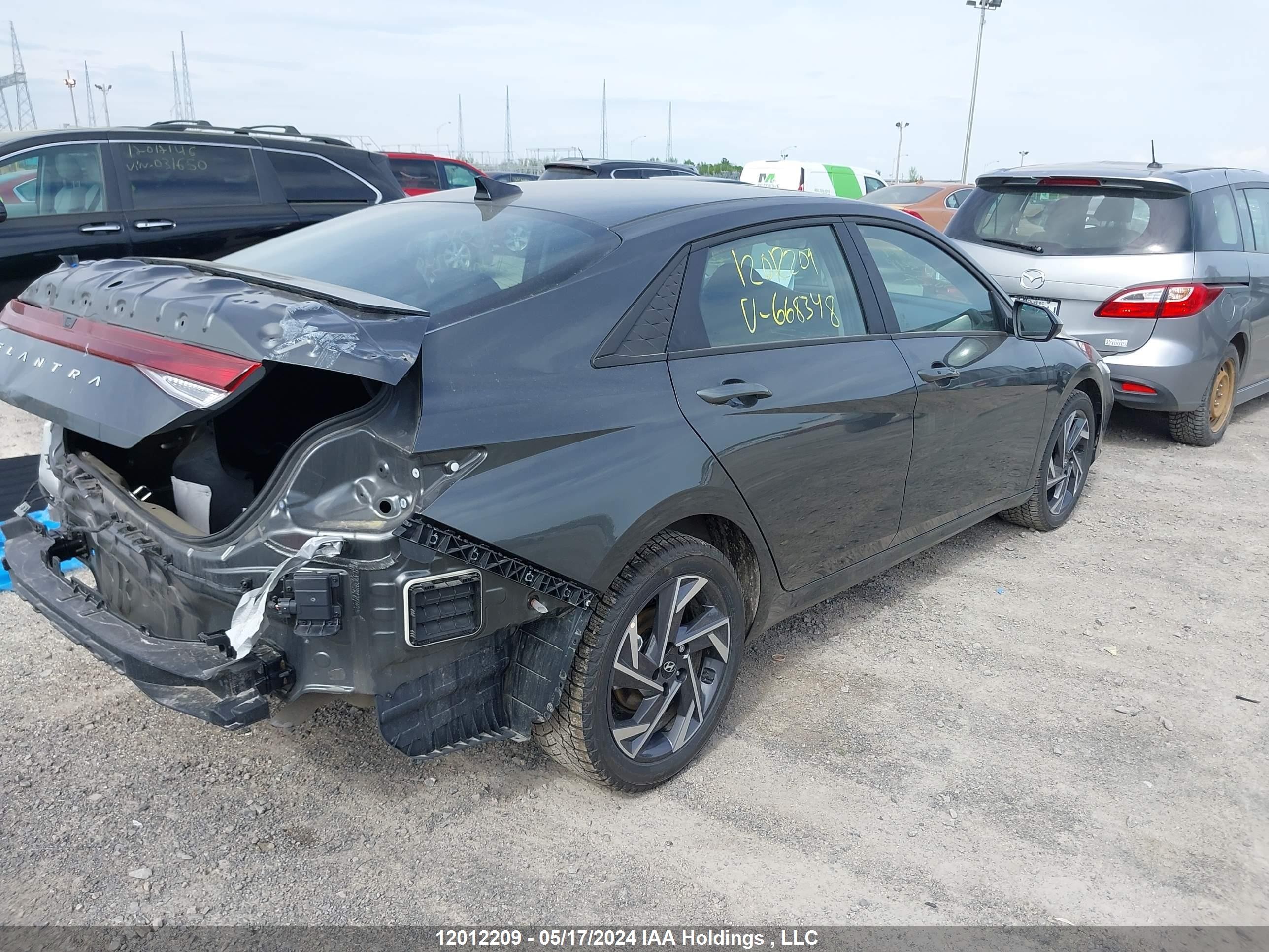 Photo 3 VIN: KMHLM4DG0RU668348 - HYUNDAI ELANTRA 