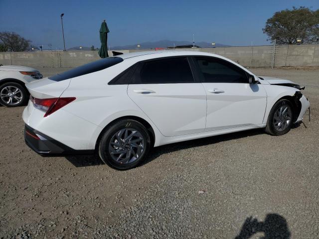 Photo 2 VIN: KMHLM4DG0RU758972 - HYUNDAI ELANTRA 