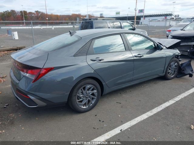 Photo 3 VIN: KMHLM4DG0RU763492 - HYUNDAI ELANTRA 