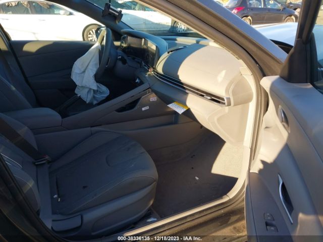 Photo 4 VIN: KMHLM4DG1RU656547 - HYUNDAI ELANTRA 