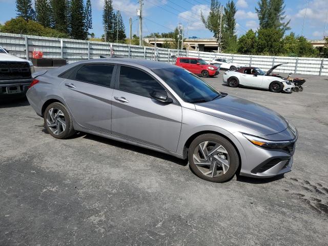 Photo 3 VIN: KMHLM4DG1SU872677 - HYUNDAI ELANTRA SE 