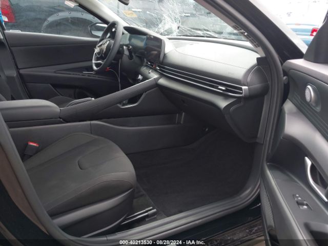 Photo 4 VIN: KMHLM4DG2RU806472 - HYUNDAI ELANTRA 