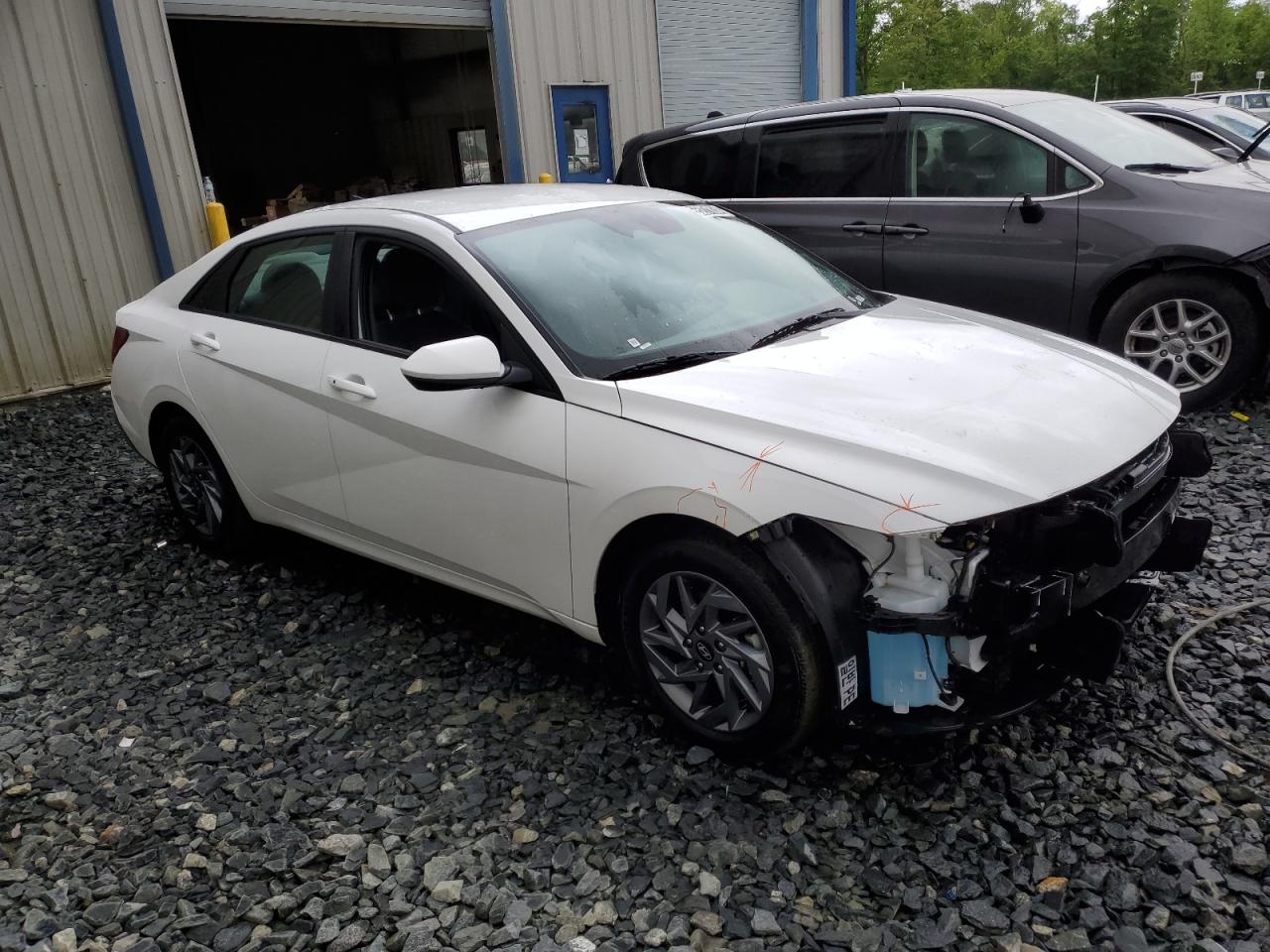 Photo 3 VIN: KMHLM4DG3RU655996 - HYUNDAI ELANTRA 