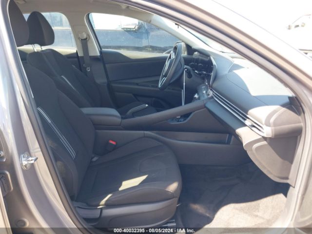 Photo 4 VIN: KMHLM4DG3RU732561 - HYUNDAI ELANTRA 