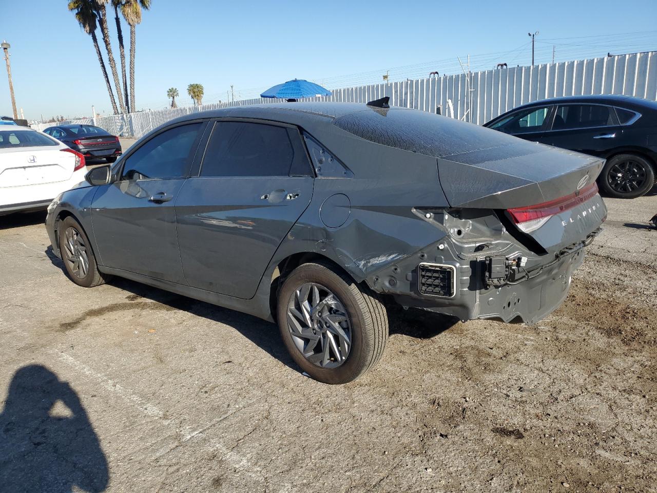 Photo 1 VIN: KMHLM4DG4RU652069 - HYUNDAI ELANTRA 