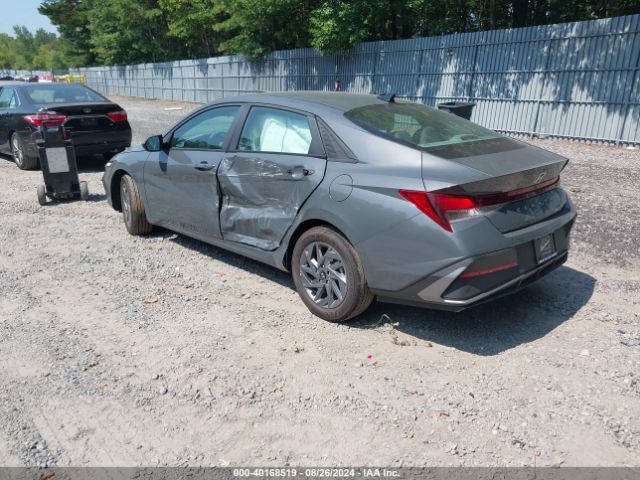 Photo 2 VIN: KMHLM4DG4RU811740 - HYUNDAI ELANTRA 