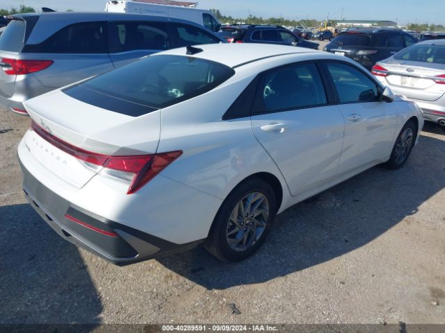 Photo 3 VIN: KMHLM4DG6RU737463 - HYUNDAI ELANTRA 