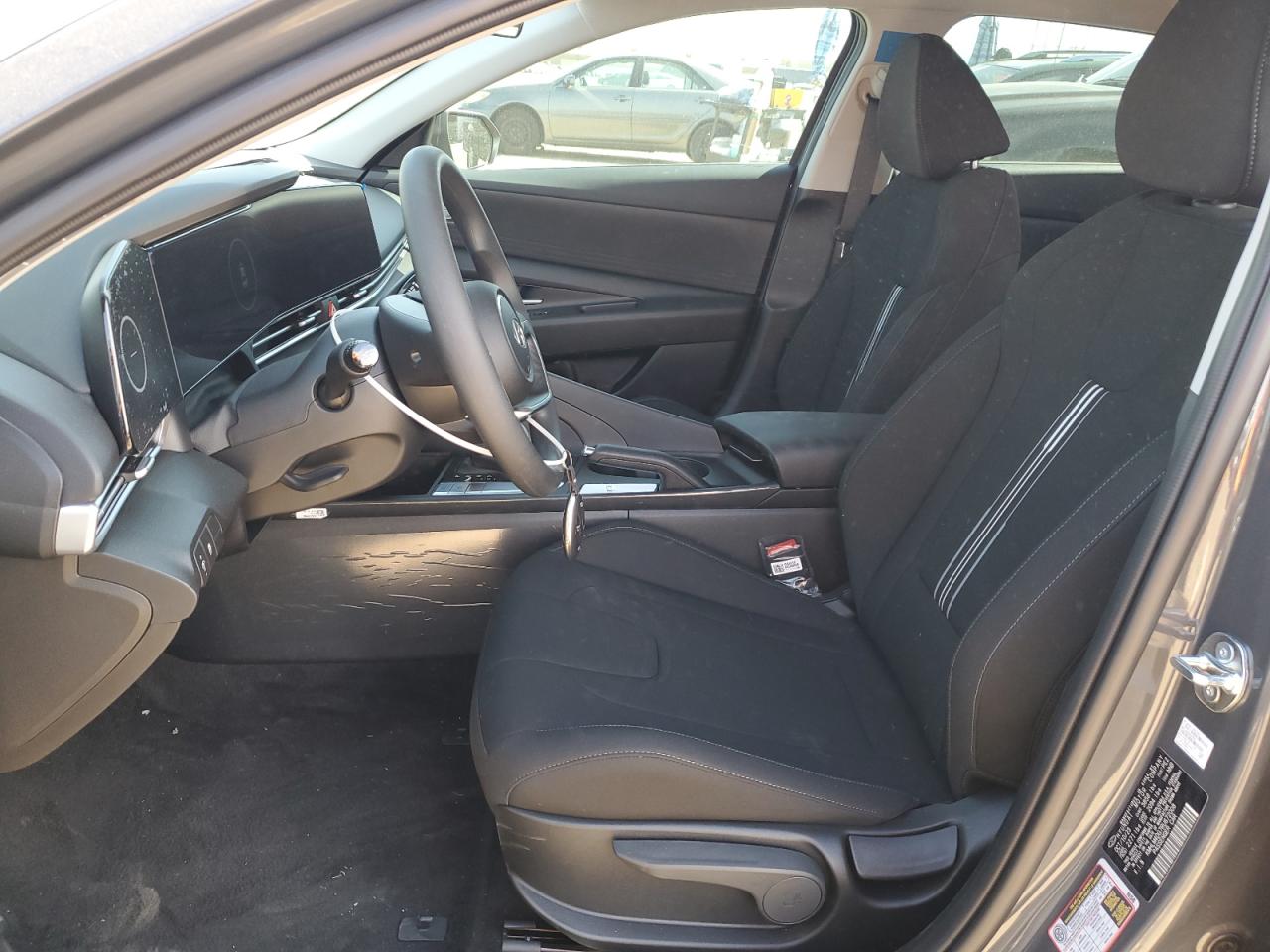 Photo 6 VIN: KMHLM4DG7RU672008 - HYUNDAI ELANTRA 