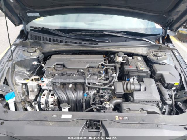 Photo 9 VIN: KMHLM4DG8RU707090 - HYUNDAI ELANTRA 