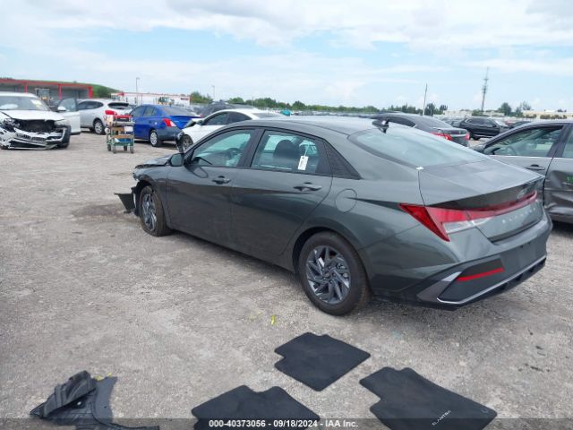 Photo 2 VIN: KMHLM4DG8RU766186 - HYUNDAI ELANTRA 