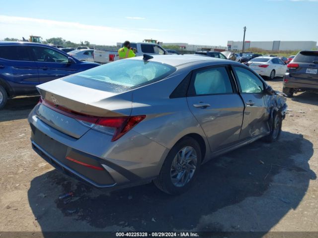 Photo 3 VIN: KMHLM4DG9RU754600 - HYUNDAI ELANTRA 