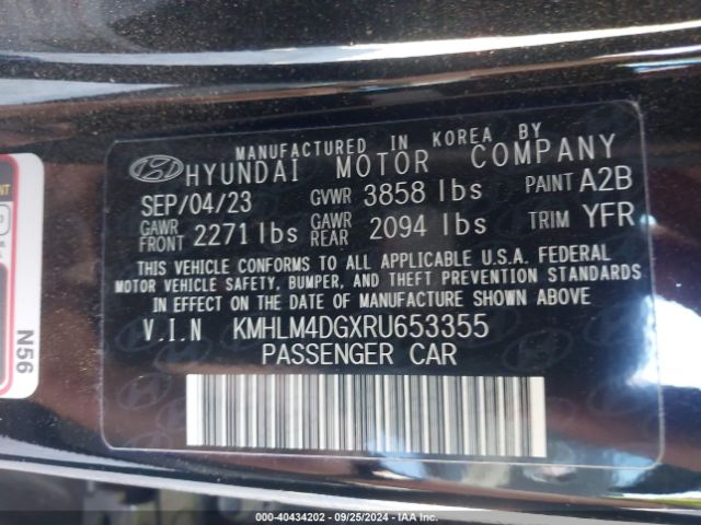 Photo 8 VIN: KMHLM4DGXRU653355 - HYUNDAI ELANTRA 