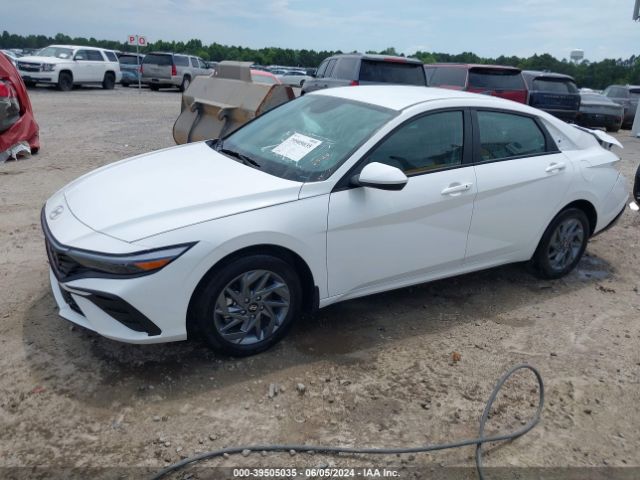 Photo 1 VIN: KMHLM4DGXRU674304 - HYUNDAI ELANTRA 