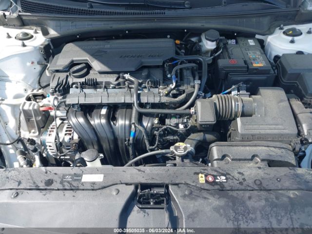 Photo 9 VIN: KMHLM4DGXRU674304 - HYUNDAI ELANTRA 