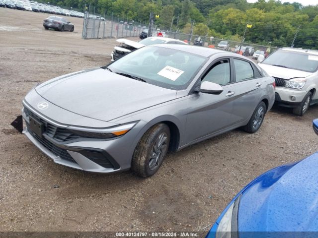 Photo 1 VIN: KMHLM4DGXRU712517 - HYUNDAI ELANTRA 