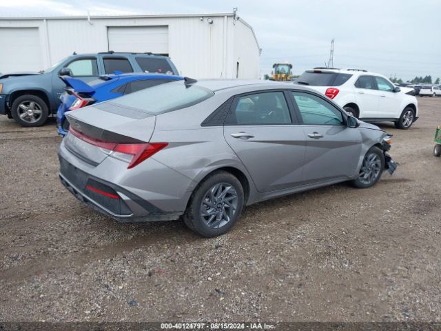 Photo 3 VIN: KMHLM4DGXRU712517 - HYUNDAI ELANTRA 