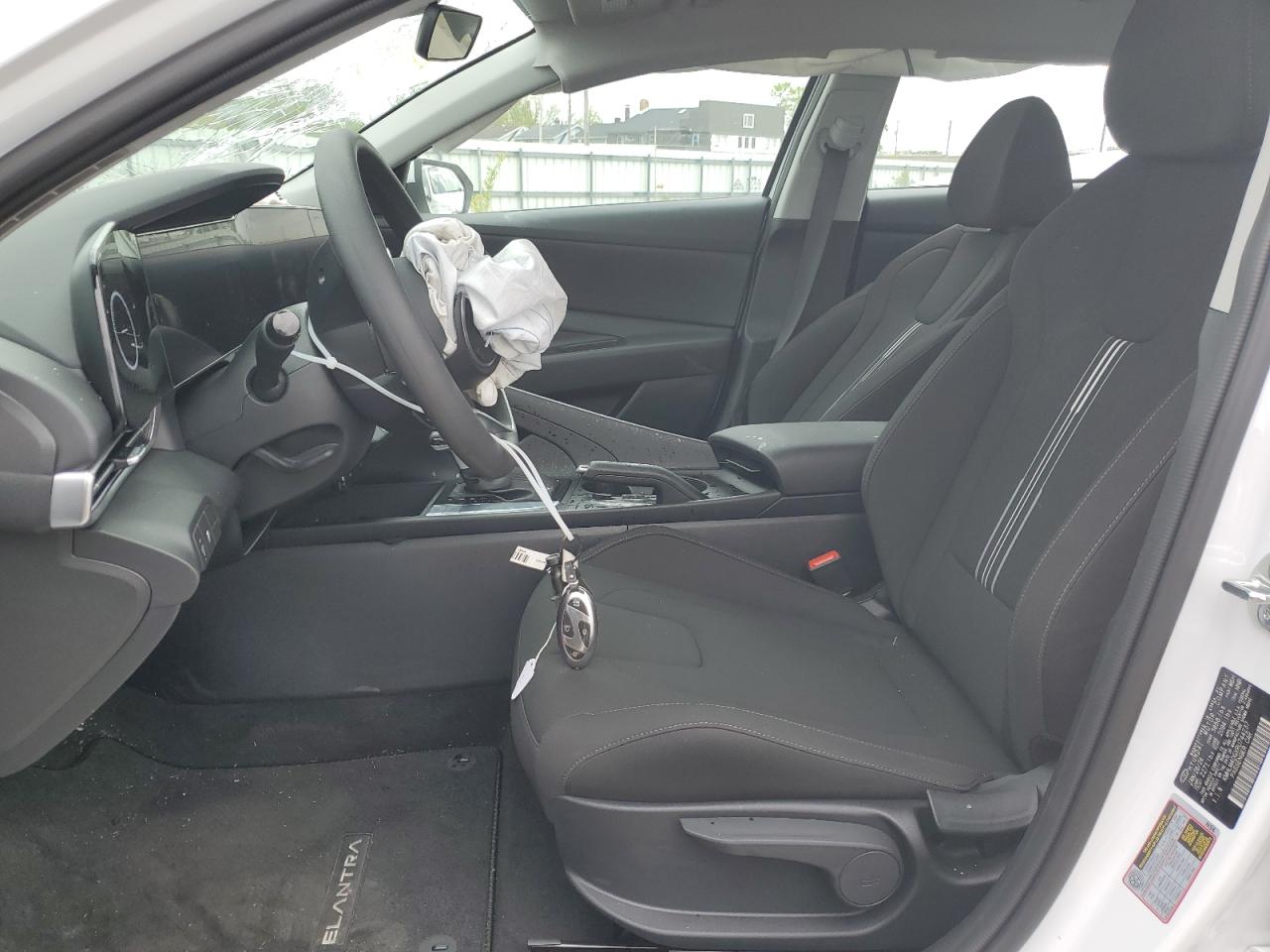 Photo 6 VIN: KMHLM4DGXRU744237 - HYUNDAI ELANTRA 