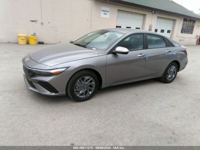 Photo 1 VIN: KMHLM4DJ1RU110570 - HYUNDAI ELANTRA 