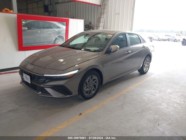 Photo 1 VIN: KMHLM4DJ2RU113218 - HYUNDAI ELANTRA 