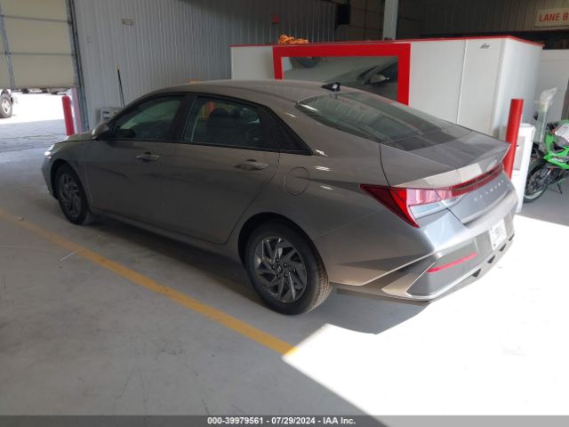 Photo 2 VIN: KMHLM4DJ2RU113218 - HYUNDAI ELANTRA 