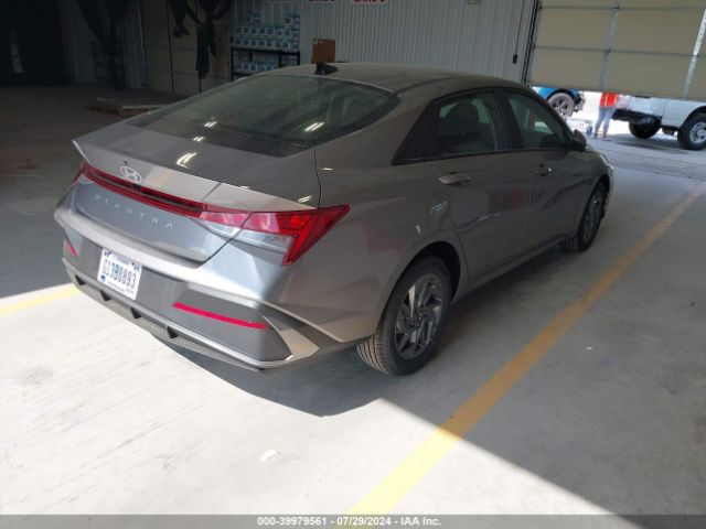 Photo 3 VIN: KMHLM4DJ2RU113218 - HYUNDAI ELANTRA 