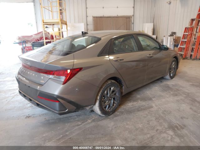 Photo 3 VIN: KMHLM4DJ4RU116461 - HYUNDAI ELANTRA 