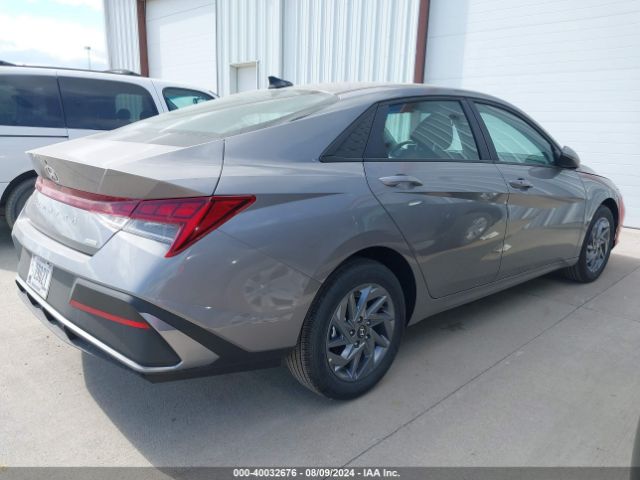 Photo 3 VIN: KMHLM4DJ5RU114282 - HYUNDAI ELANTRA 