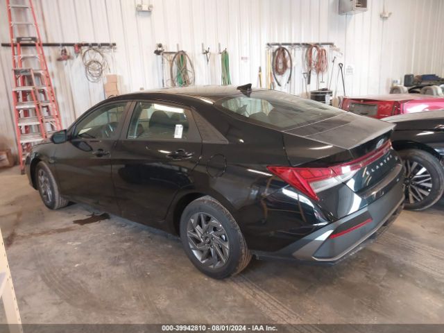 Photo 2 VIN: KMHLM4DJ6RU113903 - HYUNDAI ELANTRA 