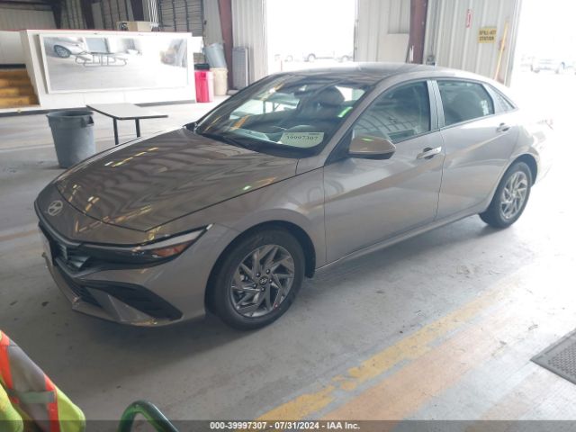 Photo 1 VIN: KMHLM4DJ7RU116597 - HYUNDAI ELANTRA 