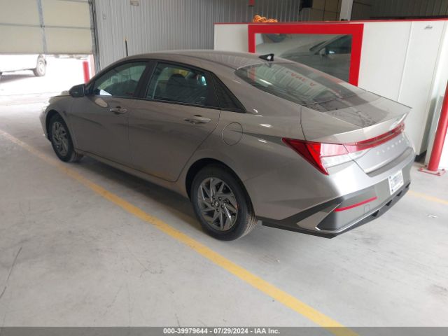 Photo 2 VIN: KMHLM4DJ7RU116731 - HYUNDAI ELANTRA 