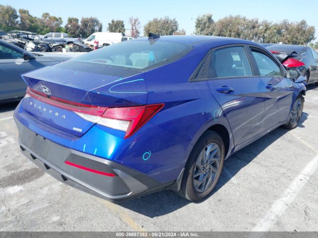 Photo 3 VIN: KMHLM4DJ8RU097249 - HYUNDAI ELANTRA 