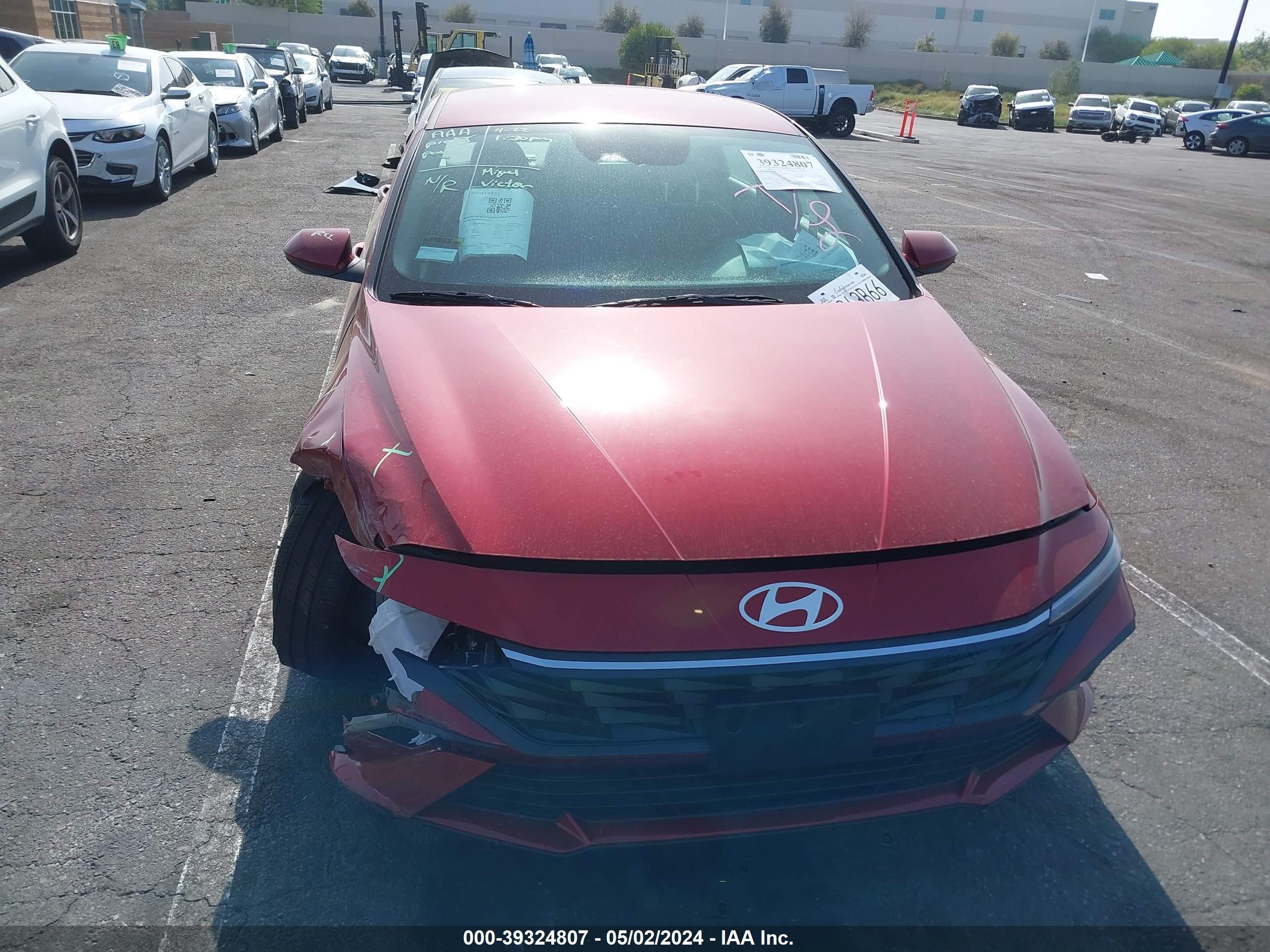 Photo 12 VIN: KMHLM4DJXRU101544 - HYUNDAI ELANTRA 