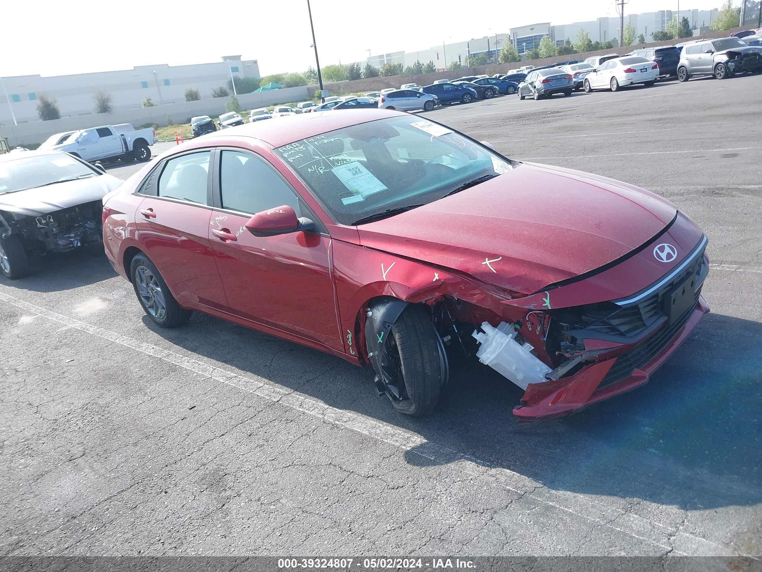 Photo 13 VIN: KMHLM4DJXRU101544 - HYUNDAI ELANTRA 