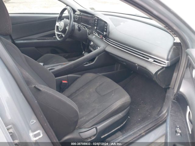 Photo 4 VIN: KMHLN4AG0MU073879 - HYUNDAI ELANTRA 