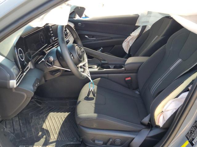 Photo 4 VIN: KMHLN4AG0NU332047 - HYUNDAI ELANTRA SE 