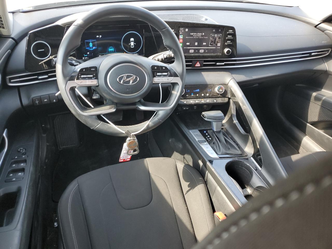 Photo 7 VIN: KMHLN4AG6NU362315 - HYUNDAI ELANTRA 