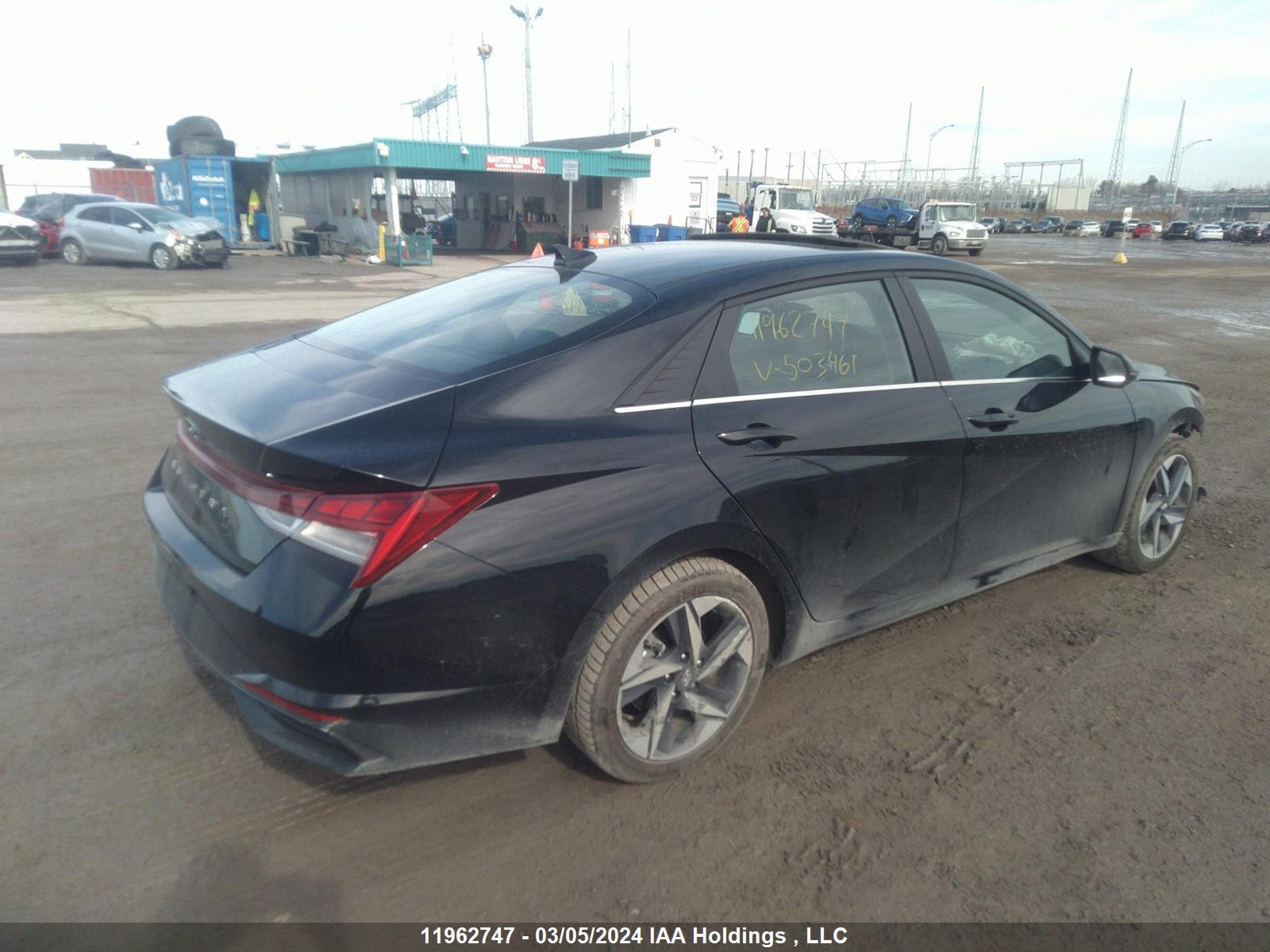 Photo 3 VIN: KMHLN4AG7PU503461 - HYUNDAI ELANTRA 