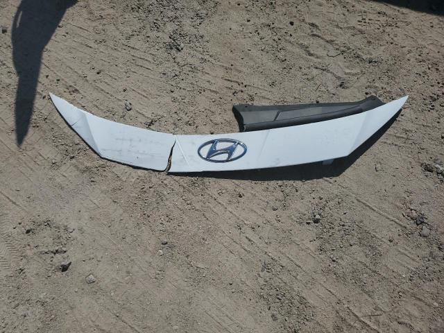 Photo 11 VIN: KMHLN4AJ0NU020774 - HYUNDAI ELANTRA 