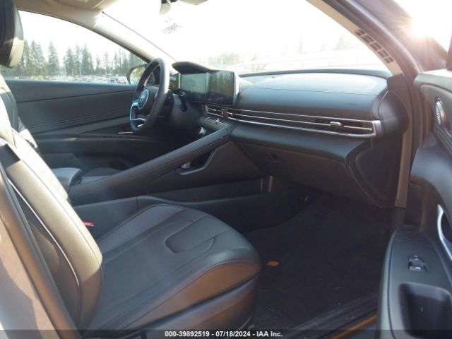 Photo 4 VIN: KMHLN4AJ0NU032374 - HYUNDAI ELANTRA 