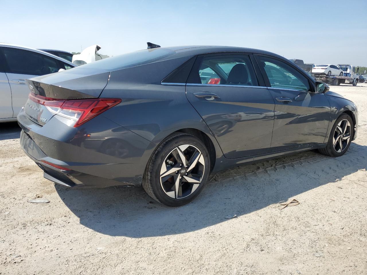 Photo 2 VIN: KMHLN4AJ0PU083716 - HYUNDAI ELANTRA 