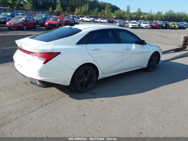 Photo 3 VIN: KMHLN4AJ3NU022888 - HYUNDAI ELANTRA 