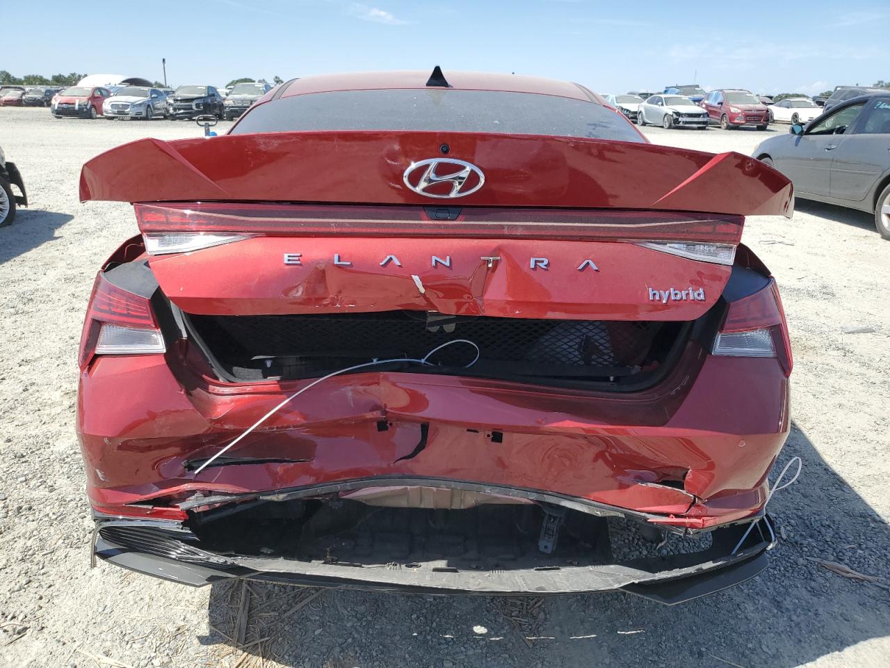 Photo 5 VIN: KMHLN4AJ3PU086805 - HYUNDAI ELANTRA 