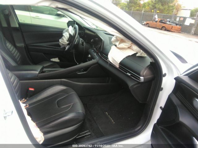 Photo 4 VIN: KMHLN4AJ5MU011602 - HYUNDAI ELANTRA HYBRID 