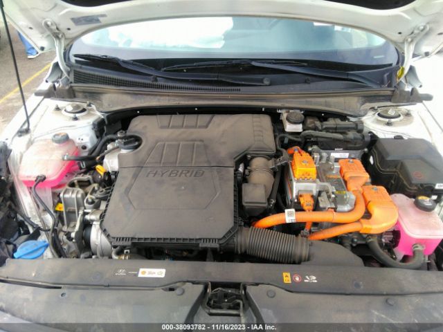 Photo 9 VIN: KMHLN4AJ5MU011602 - HYUNDAI ELANTRA HYBRID 